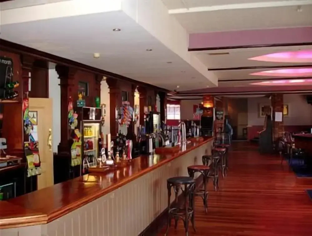The Raven Hotel