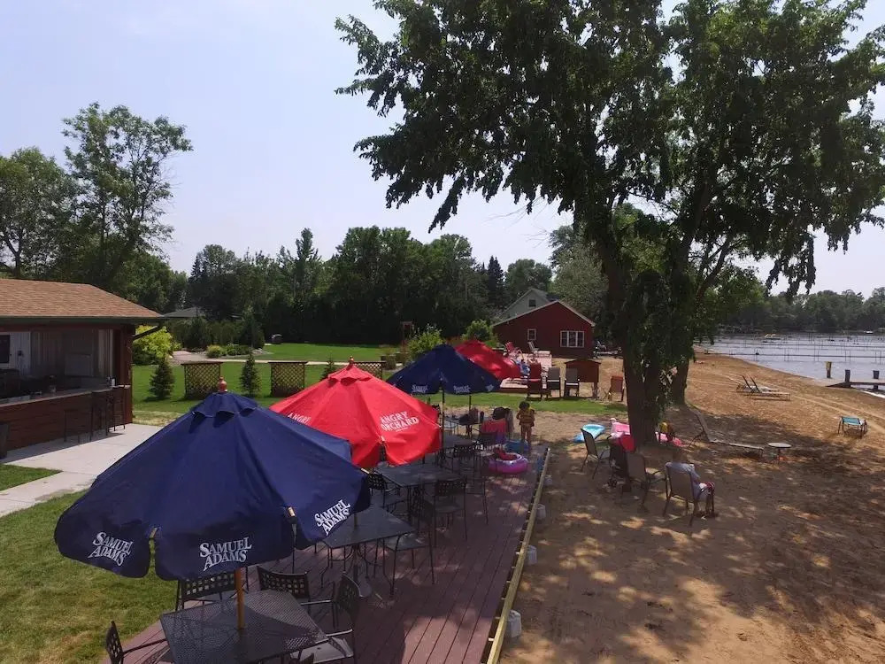 Appeldoorn's Sunset Bay Resort
