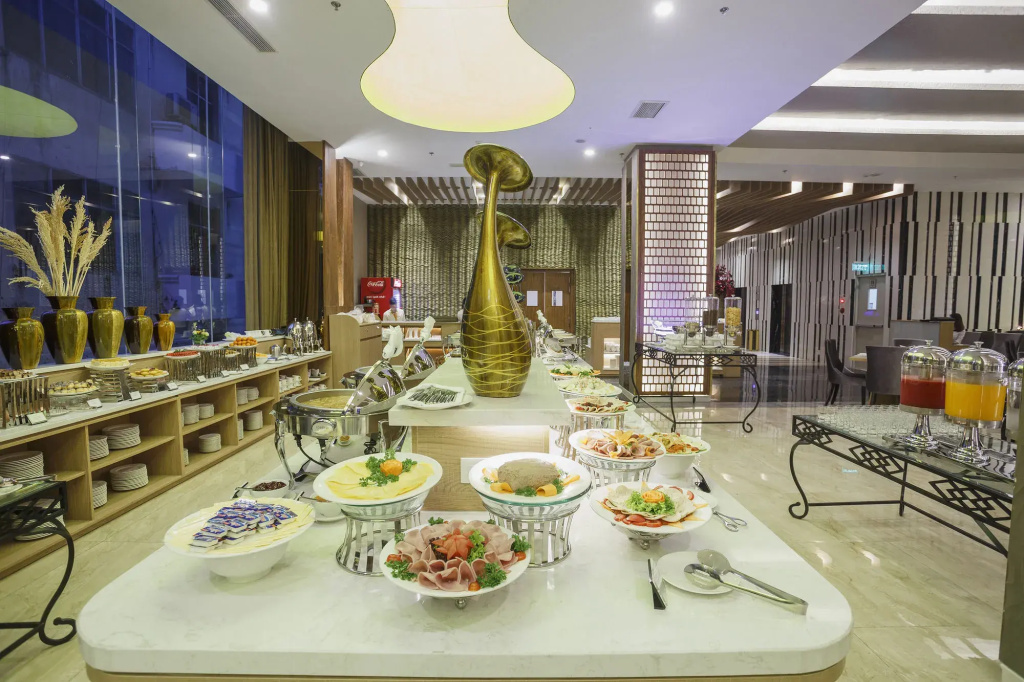 Muong Thanh Grand Saigon Centre Hotel