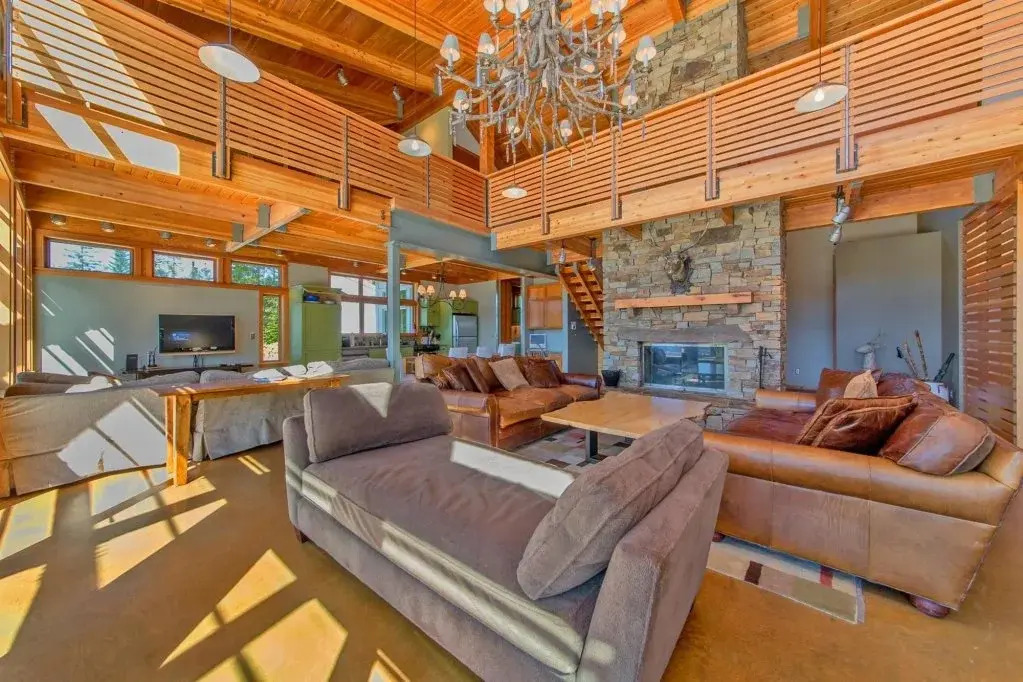 Lookout Lodge