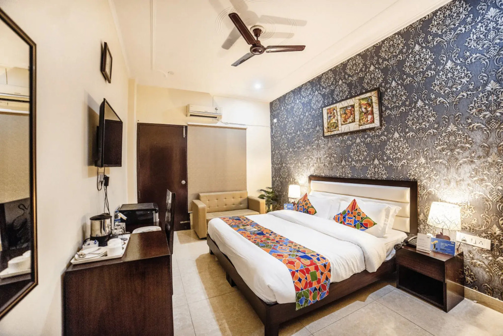 FabHotel Maple House Phase V