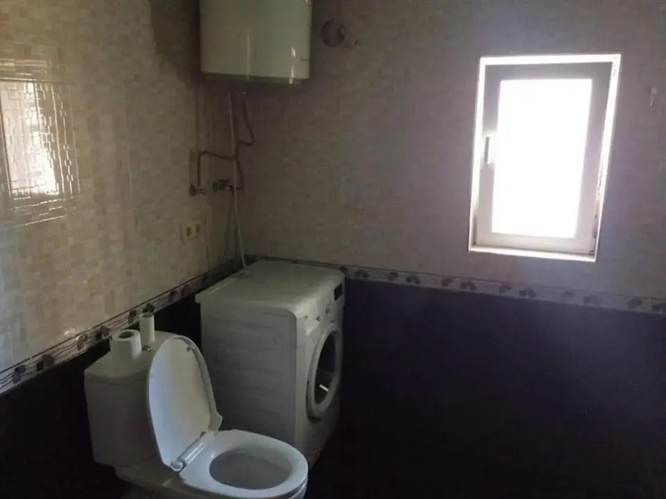 1 Room First Line !