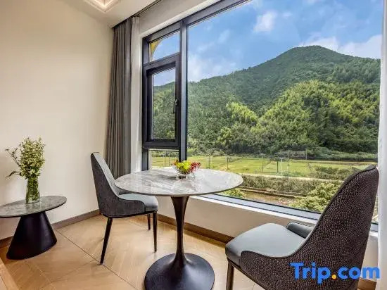 Tonglu Qingyuan· Villa mountain and wild river tracing around the mountain beautiful accommodation