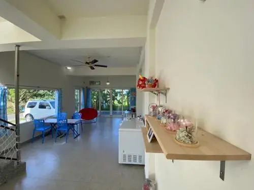 春夏秋冬海景民宿Ocean View Motel