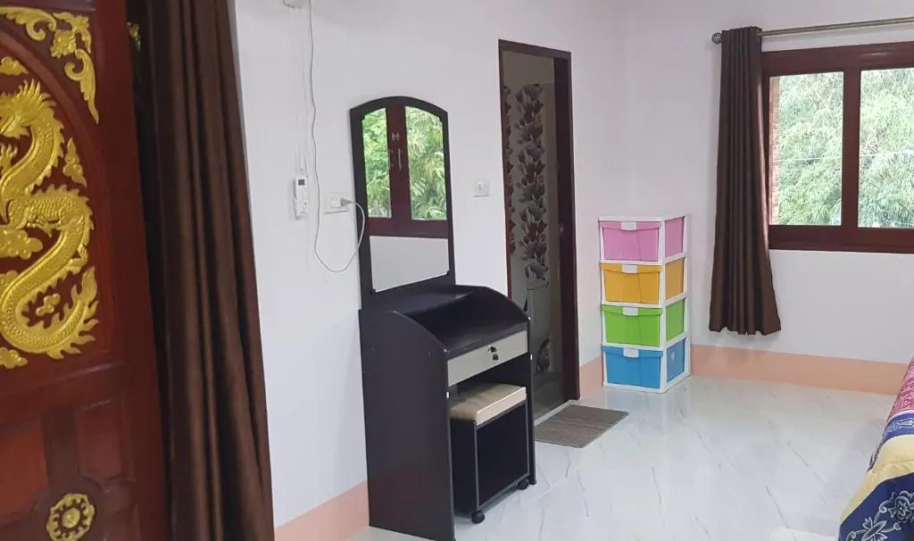Khwahol Guesthouse