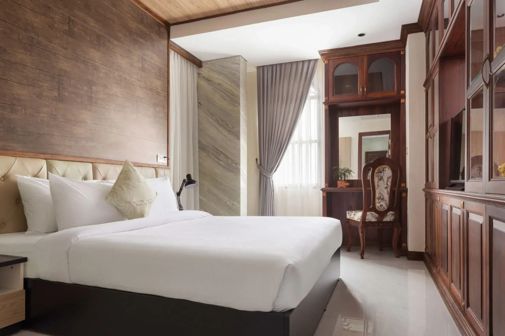 LCS Hotel & Apartment