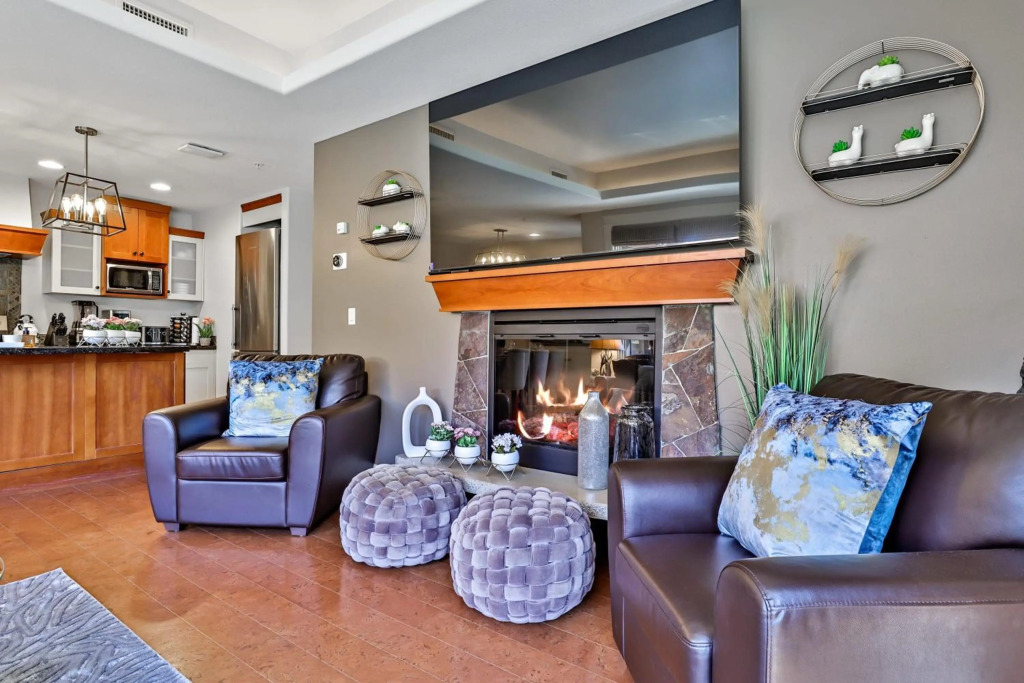 The Versailles by Samsara Resort Top Luxury Top View 1300SQF 2BEDROOM 2BATHROM