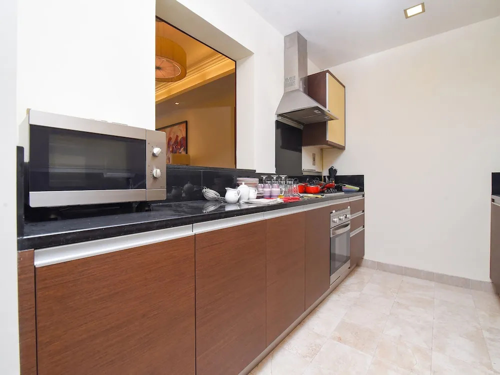 OYO 603 Home Taj Grandeur 2br