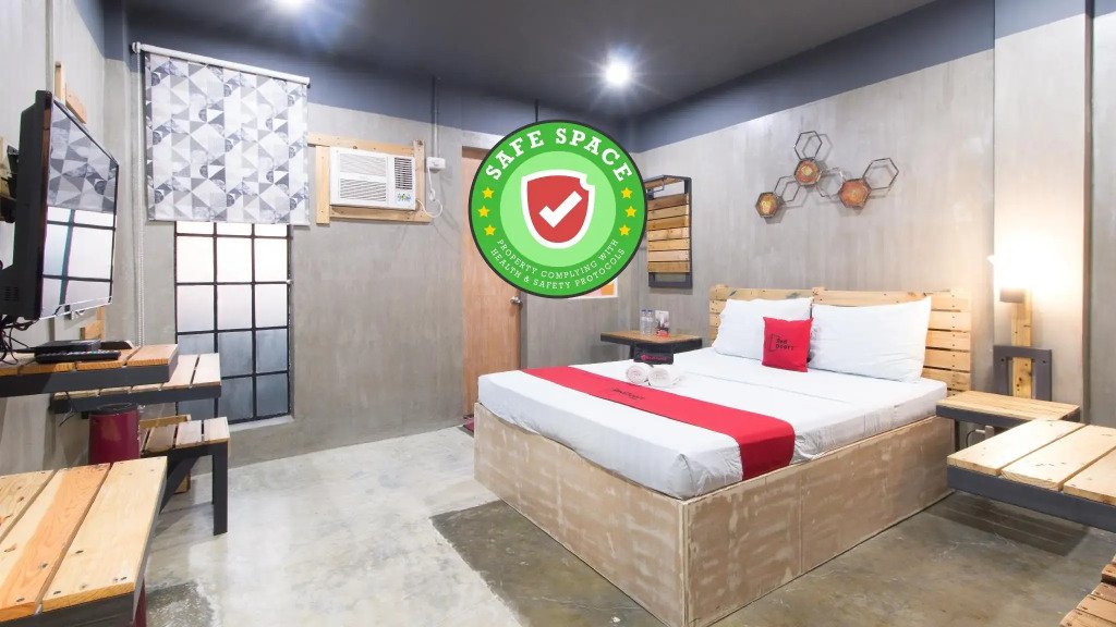 RedDoorz Plus @ Taft North Mandurriao