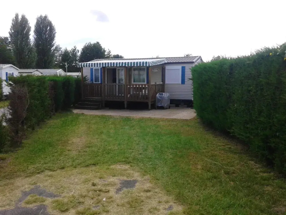 Bungalow With 3 Bedrooms in Les Mathes, With Shared Pool, Furnished Garden and Wifi - 2 km From the Beach