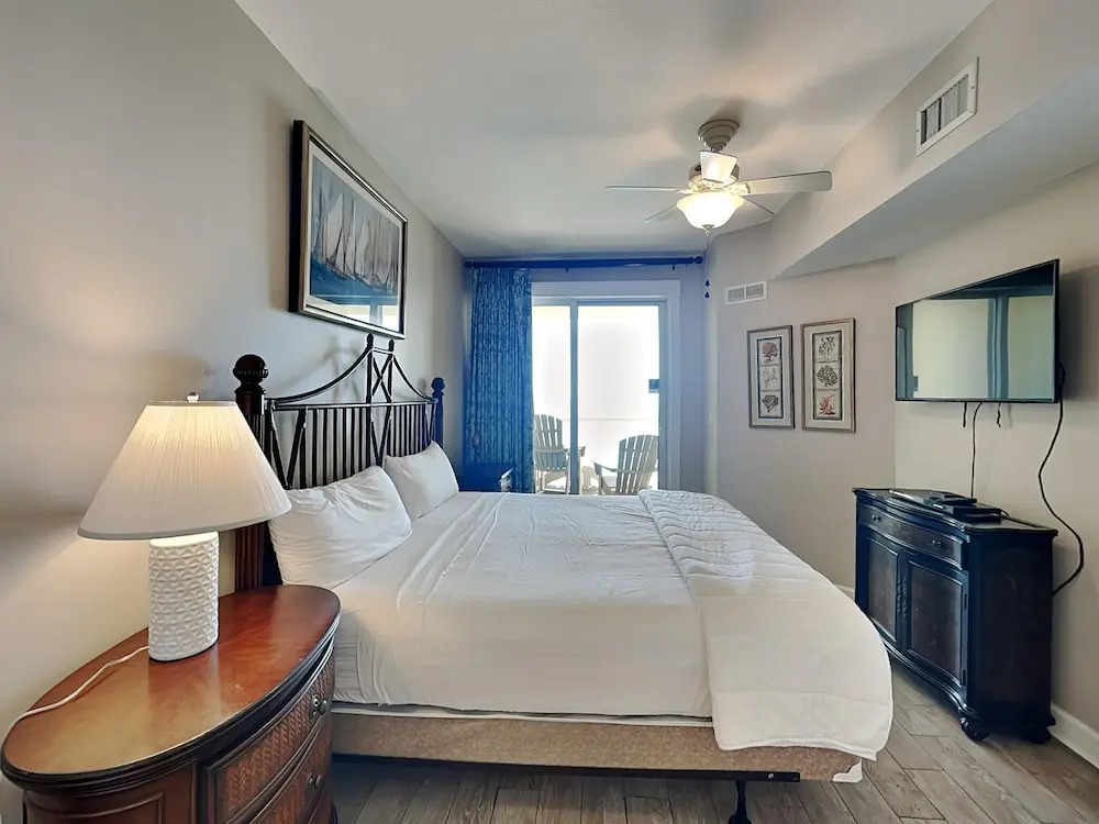 Grand Panama Beach Resort by Panhandle Getaways