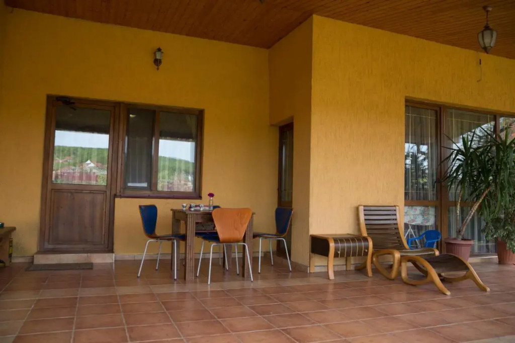 Semeyny Guest House