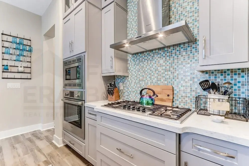 2206 Shell Cove Circle