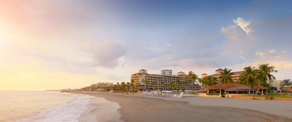 Marriott Puerto Vallarta Resort & Spa
