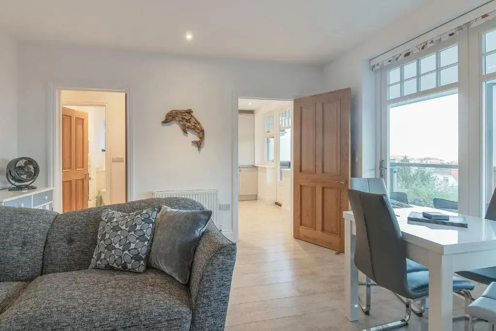 Jurassic View Apartment