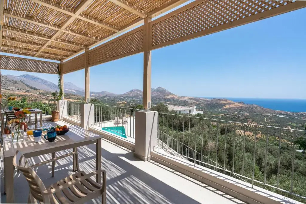 Eco Villa with 180-Degree Sea View, Pool, 350 sqm Yard, 2km from the Beach
