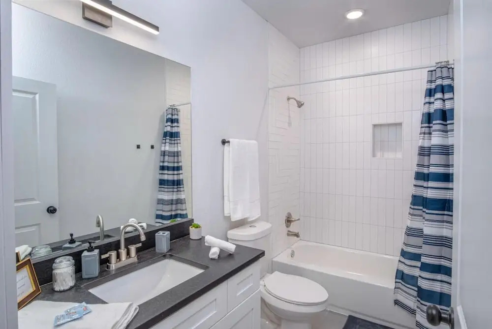 Brand NEW Stylish 3BR 2BA Near Exciting Downtown