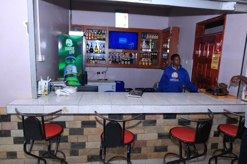 Lorycon Hotel