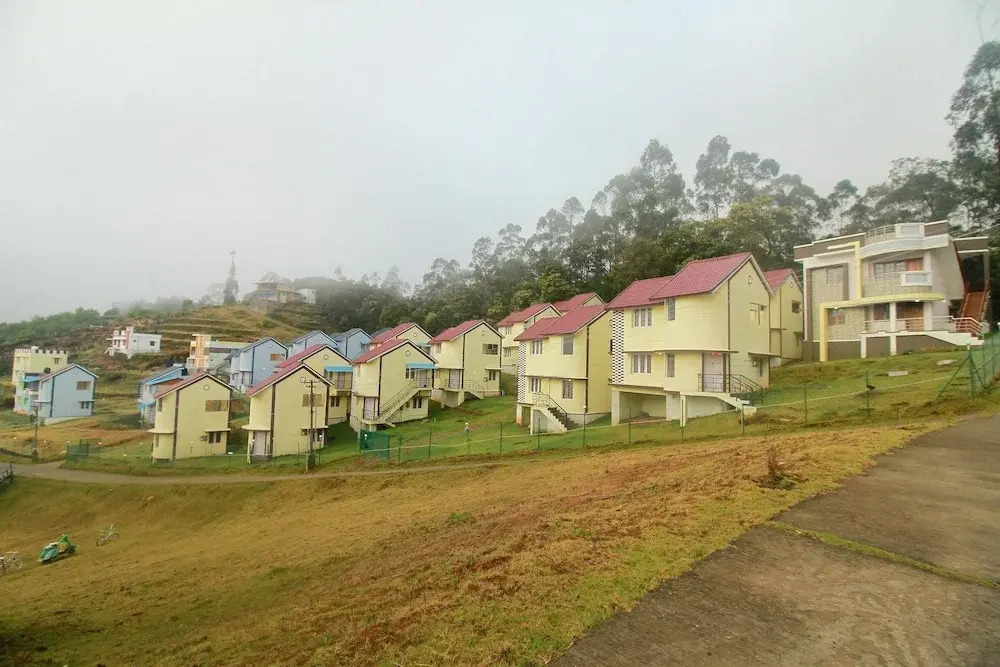 OYO 10620 Kodai Mist