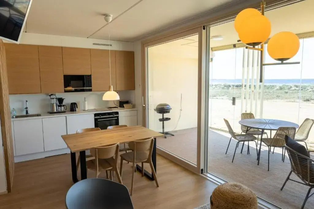 Marina Resort A2