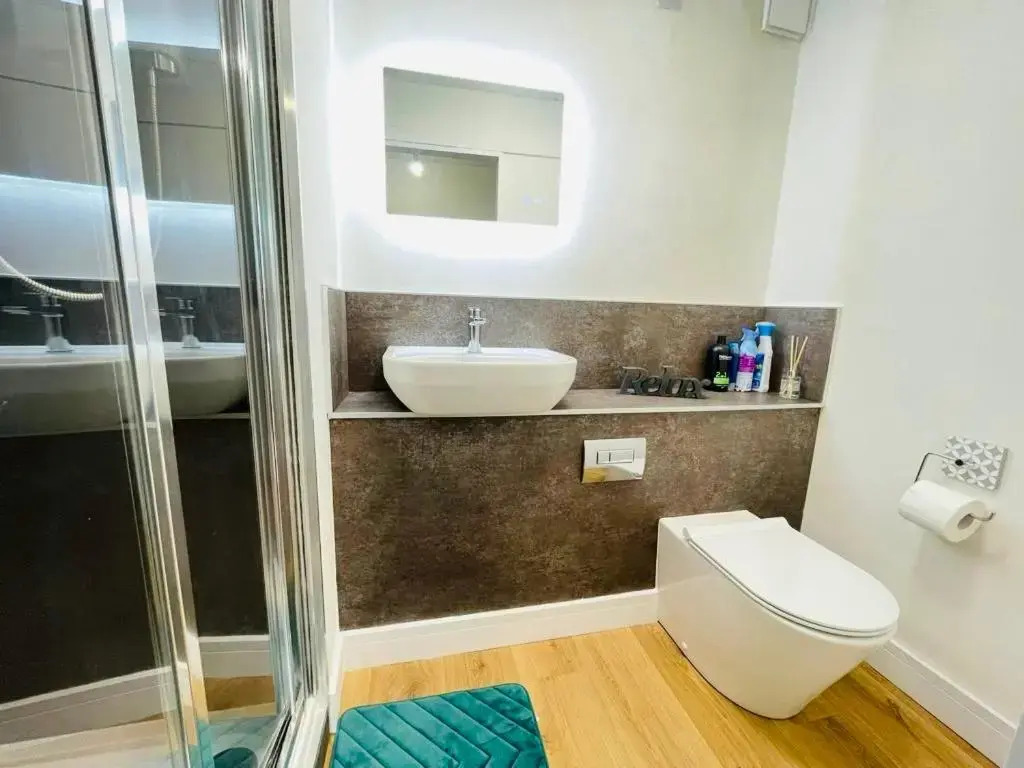 Kenilworth Studio * Ground Floor * Parking