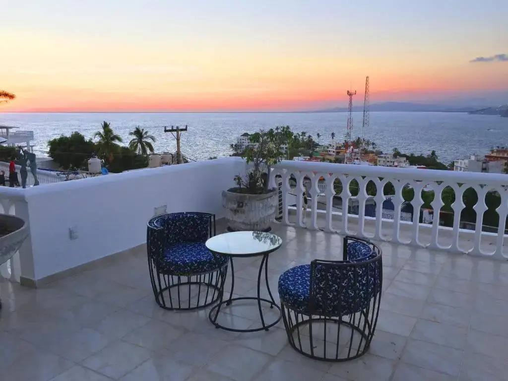 Villa Guitarron gran terraza vista espectacular 6 huespedes piscina gigante