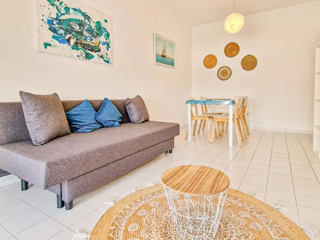 Jcmar Apartments - 100 m from the beach - free wifi - by bedzy