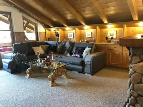 Golden Gapa River Luxury Penthouse 25