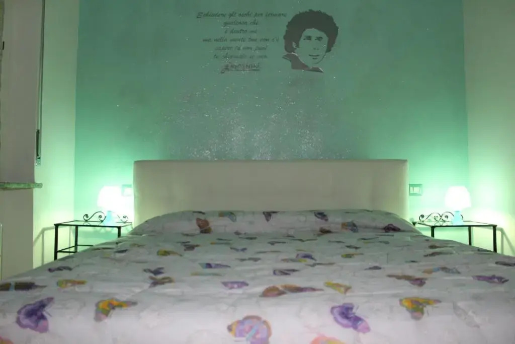 Rooms Of Love