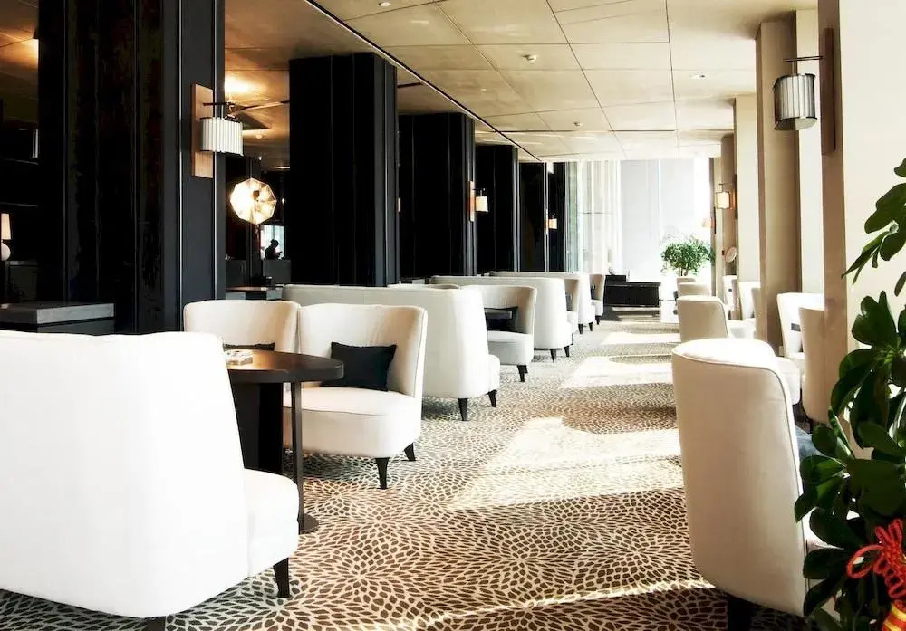 Lizi Hotel
