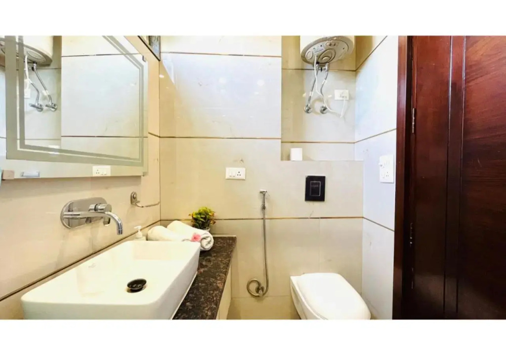 BluO 1BHK City Centre - Balcony, Lift, Terrace