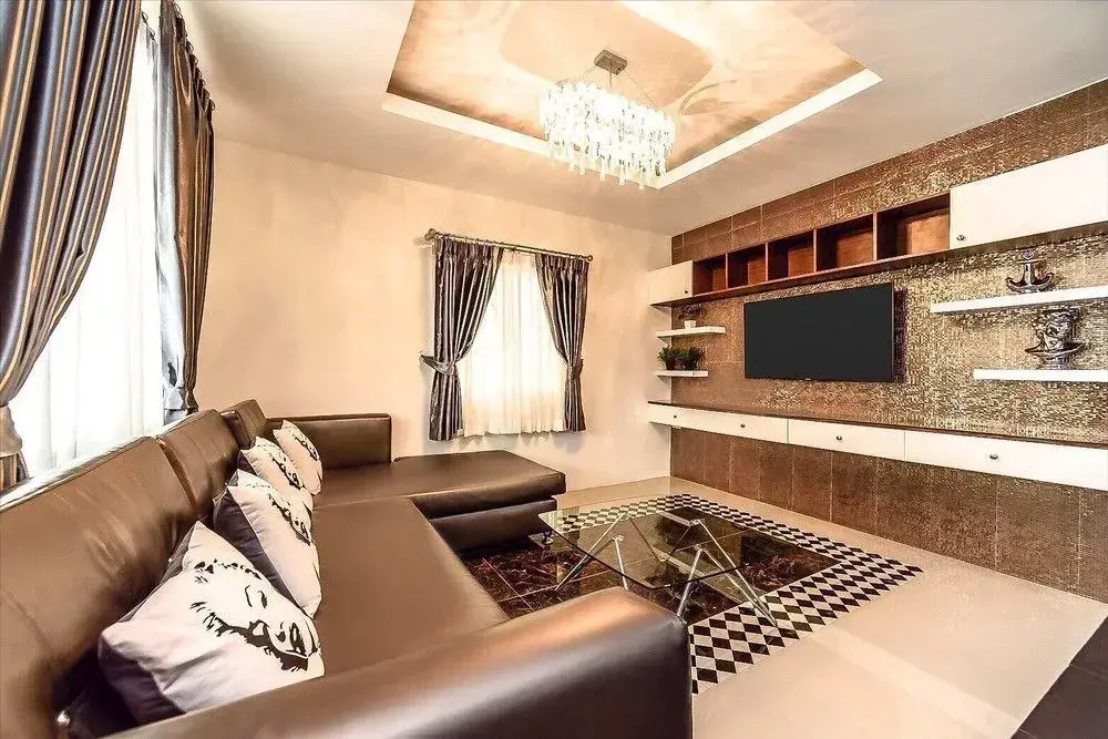 Exquisite Pool Villa J - Pattaya Pool Villa