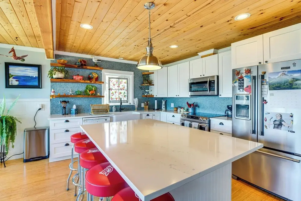 Across Water From Belfair SP: Hood Canal Cottage!