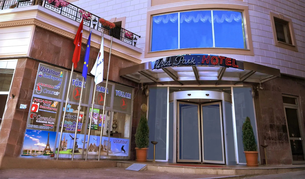 Usta Park Hotel