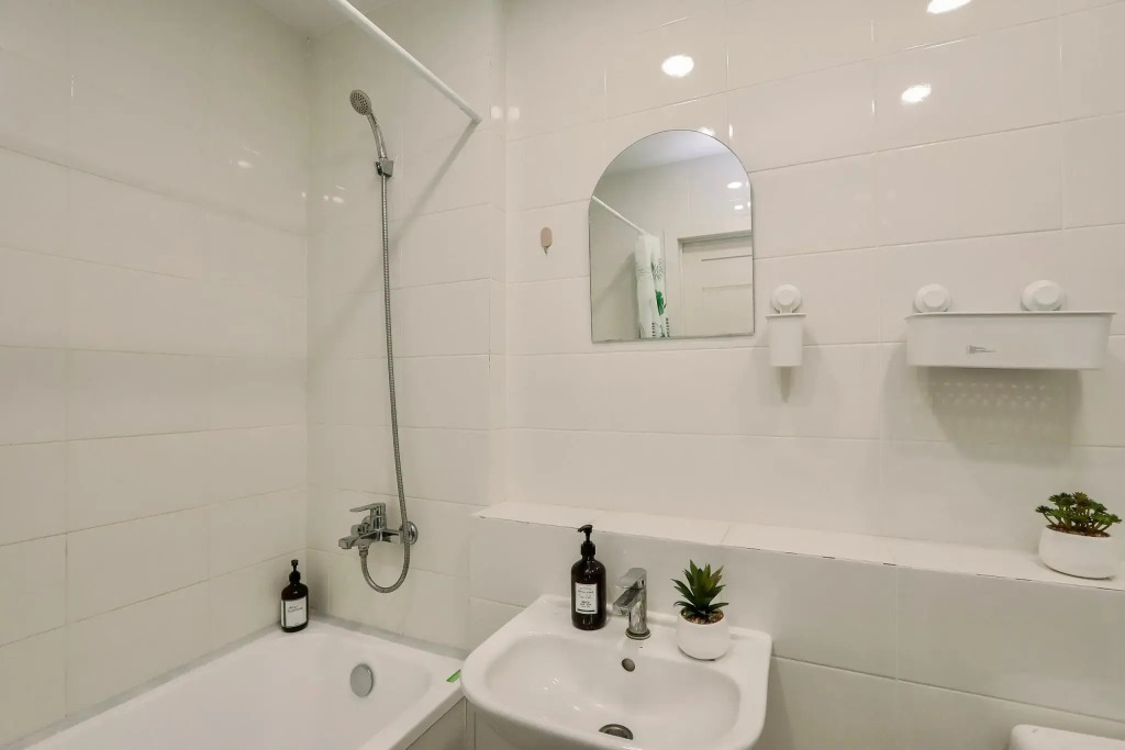 Privi House на Калашникова 11
