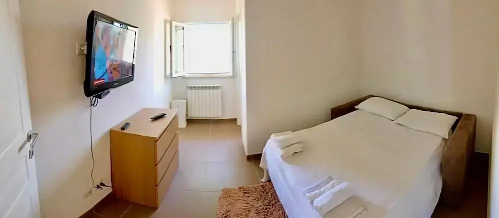 Villa Laura, Complete and Modern Furnishings, a Green Oasis by the City
