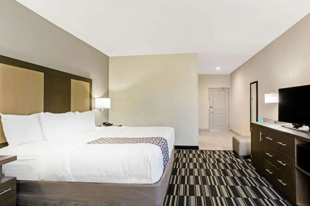 La Quinta Inn & Suites by Wyndham Sweetwater East