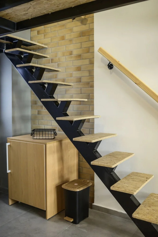 Loft 1