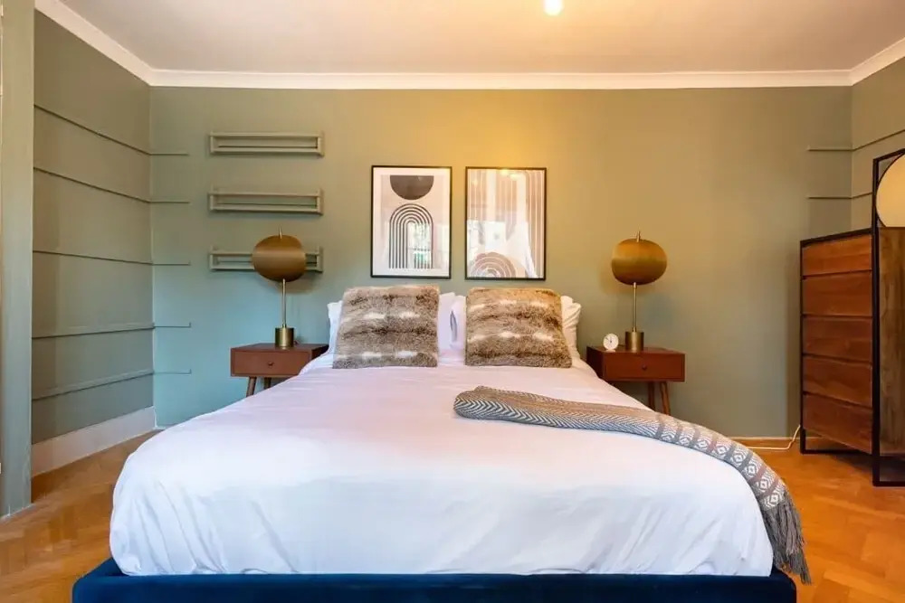 The Richmond Upon Thames Escape - Modern & Bright 2BDR Flat with Parking