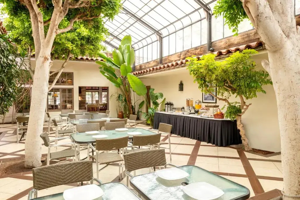 Clocktower Inn Ventura