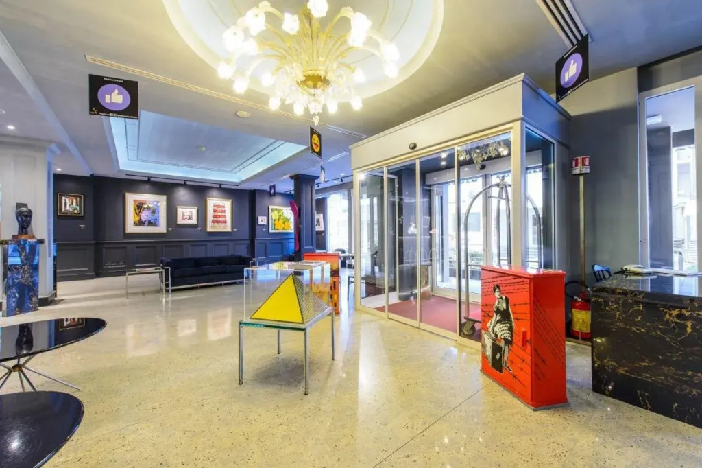 Admiral Art Hotel