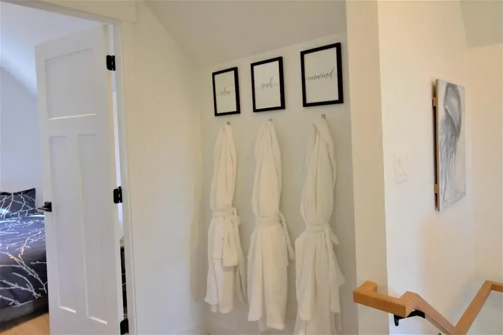 Storm Bay Cottage 1