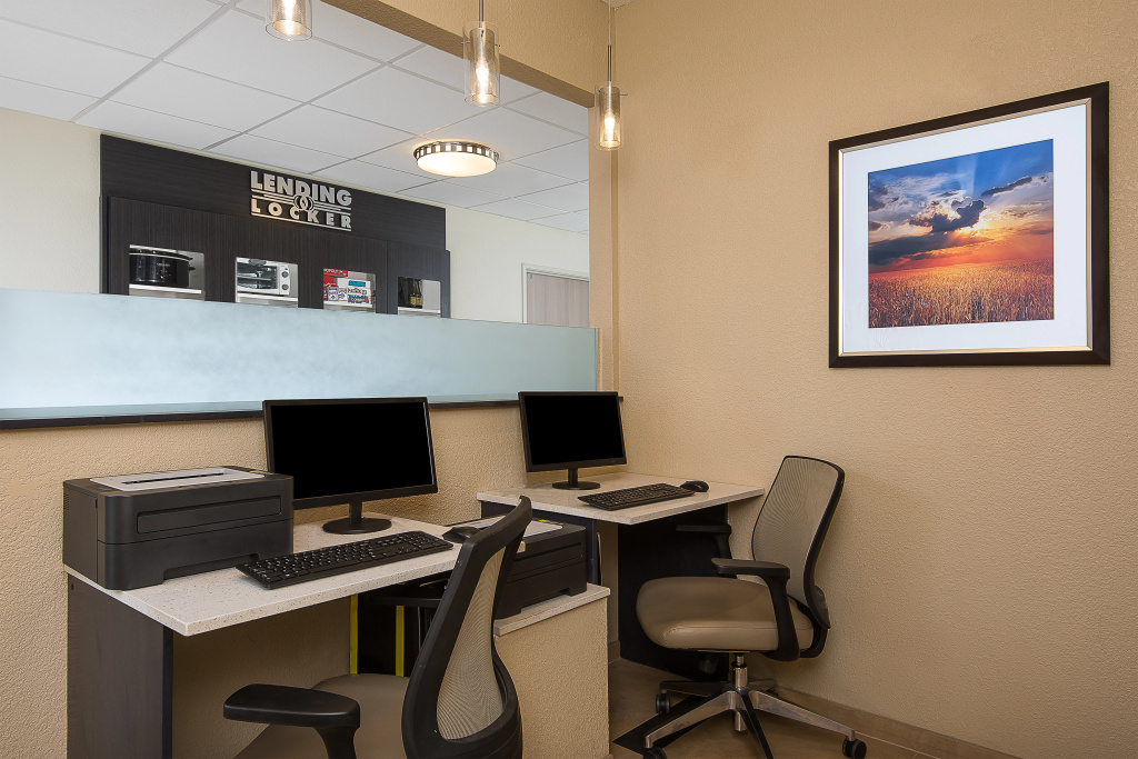 Candlewood Suites Bloomington by IHG