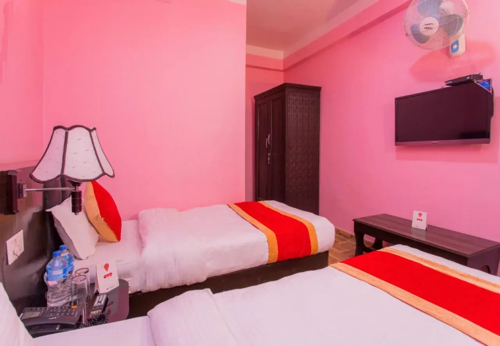 OYO 222 Hotel New Himalayan