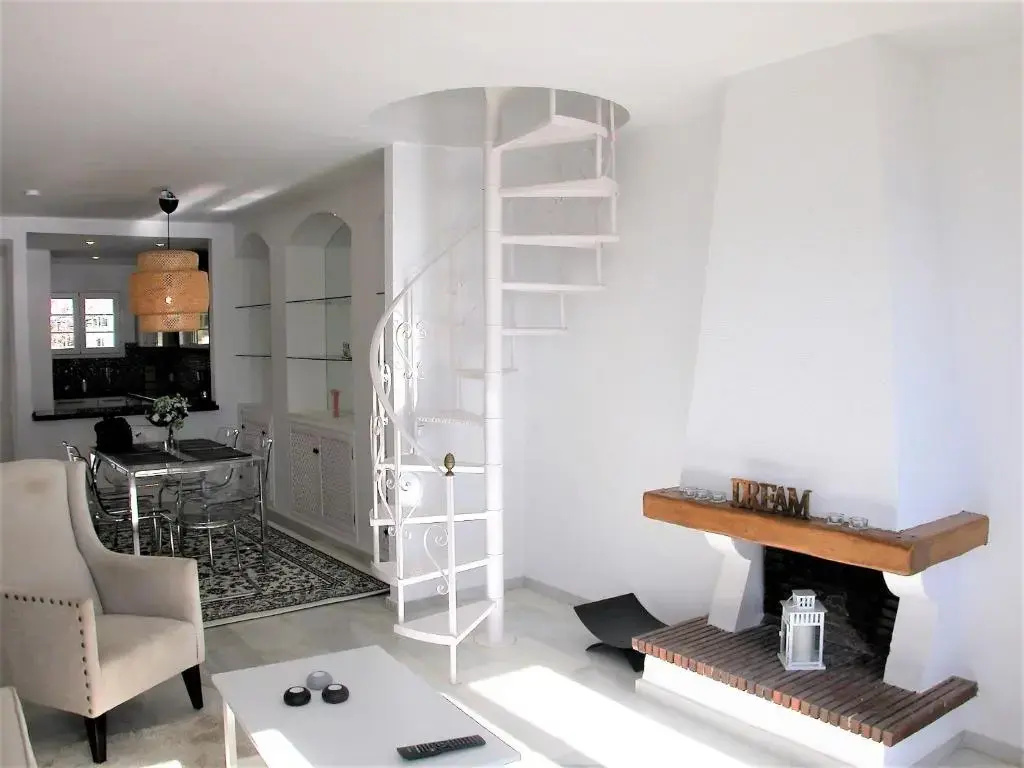 Playa Lucera - Fantastic 3 bedroom front line beach duplex apartment with open sea views from its 2 terraces between Fuengirola and Marbella - Costa del Sol - CS160