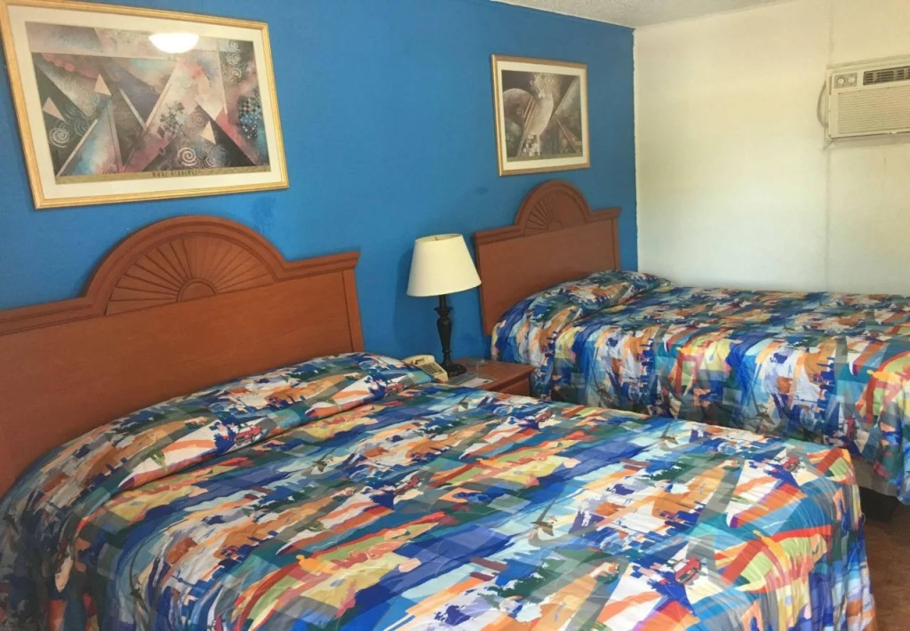 Economy Motel