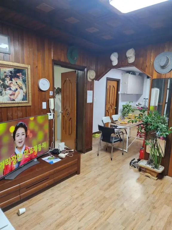 Disco PangPang GuestHouse 외국인전용