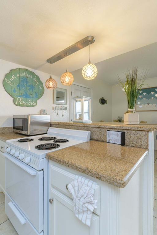 Tiki 112 - Beachfront 1br Condo W/ Pool Access 1 Bedroom Condo