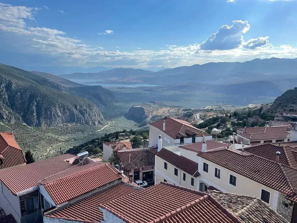 THOLOS HOTEL