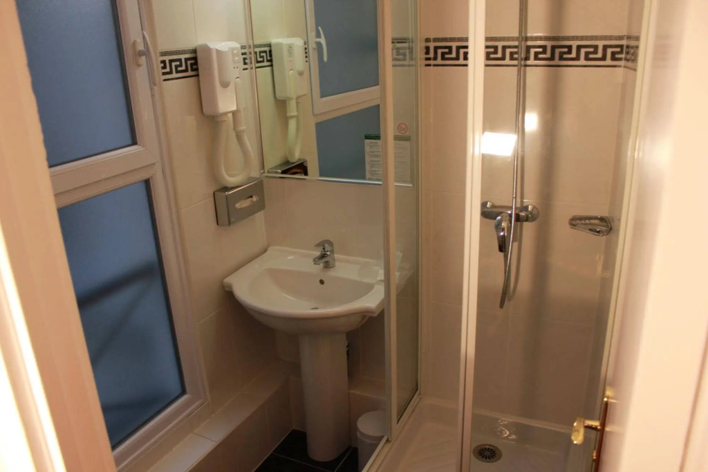 Hotel Imperial Paris